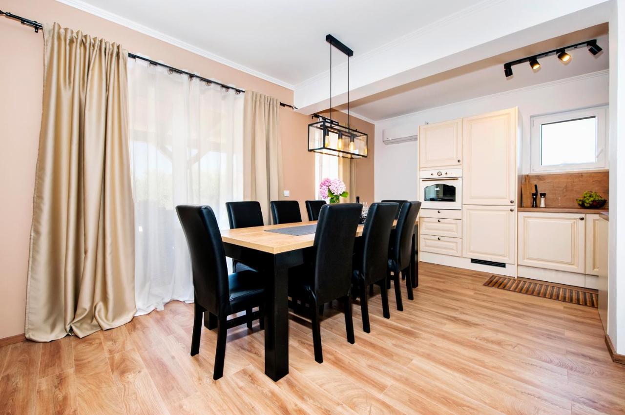 Apartment Miral โรวินสโก เซโล ภายนอก รูปภาพ