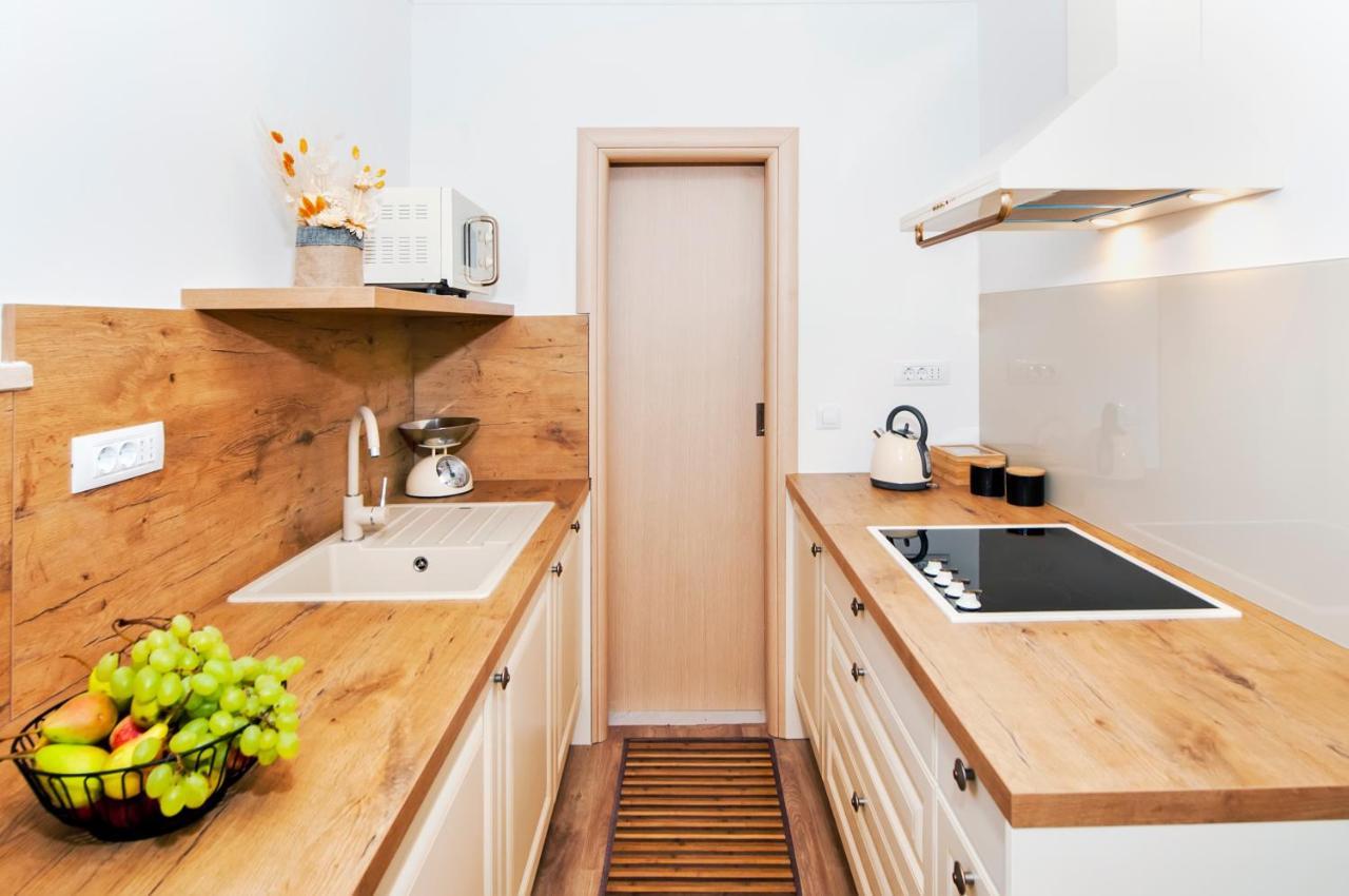 Apartment Miral โรวินสโก เซโล ภายนอก รูปภาพ