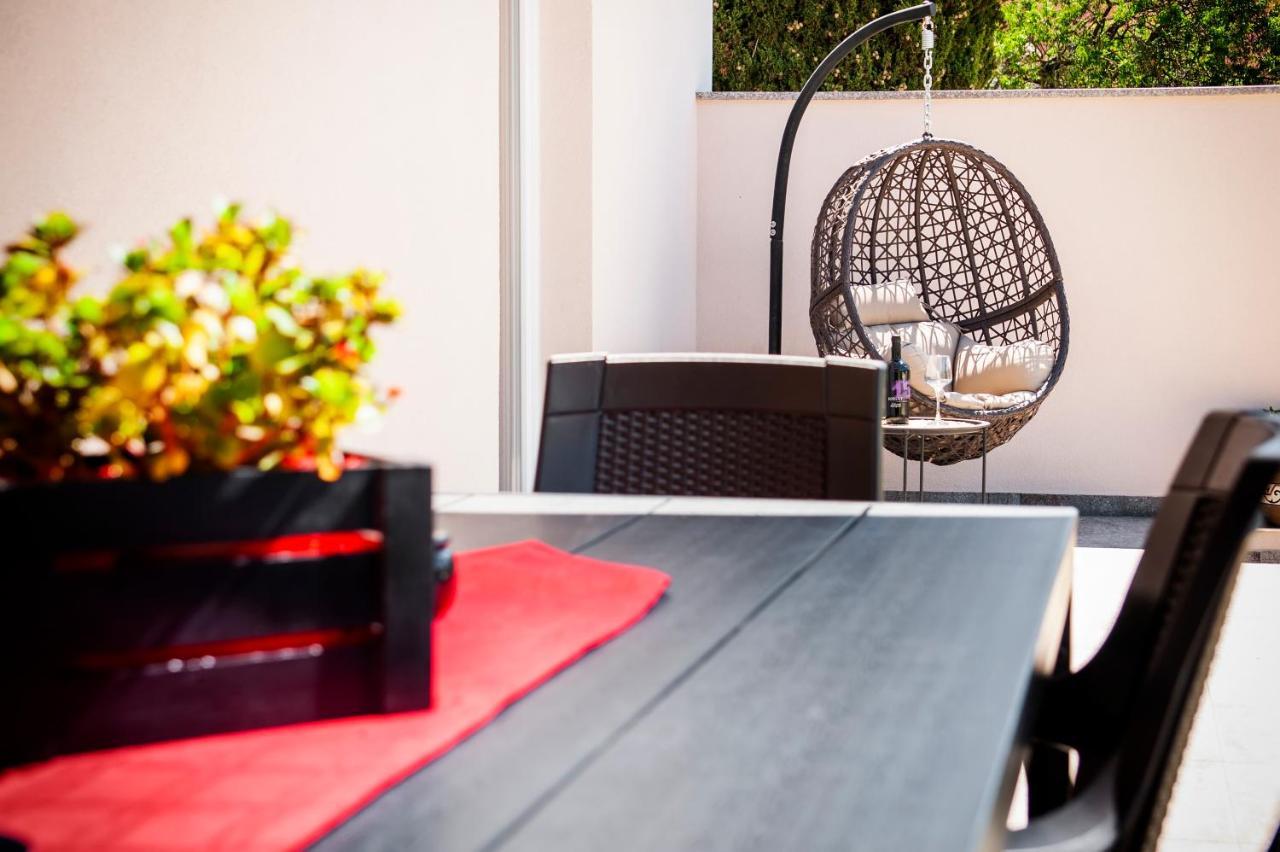 Apartment Miral โรวินสโก เซโล ภายนอก รูปภาพ
