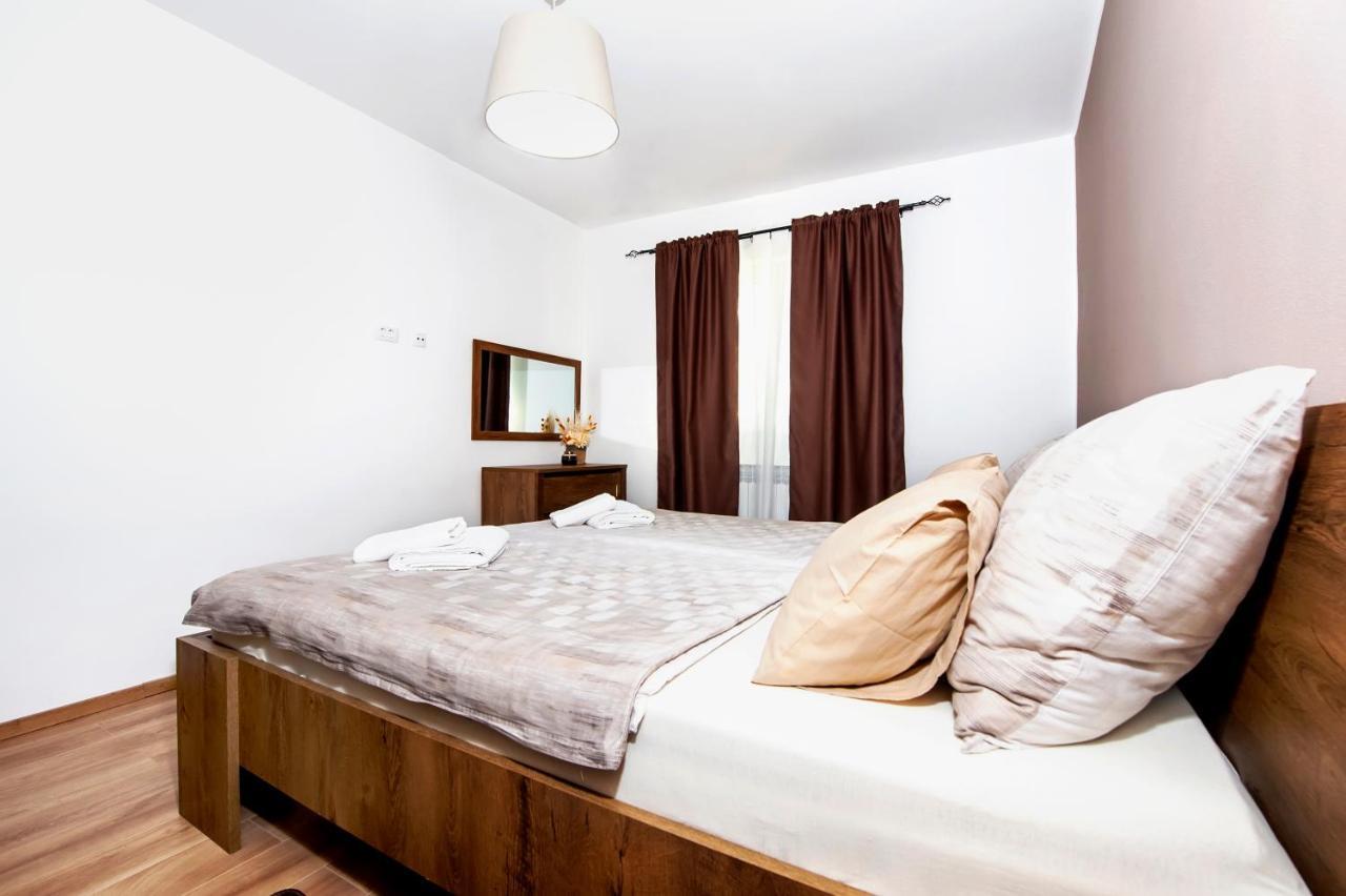 Apartment Miral โรวินสโก เซโล ภายนอก รูปภาพ